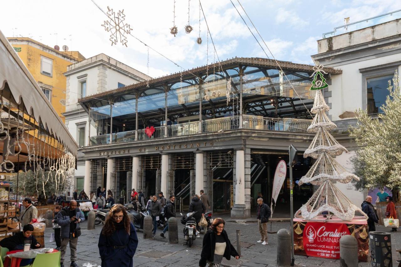 Apartment With Sea View With 2 Lifts Above Montesanto! Naples Exterior photo
