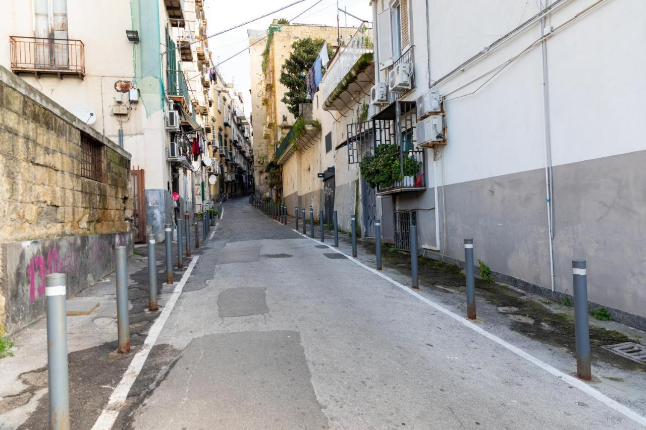 Apartment With Sea View With 2 Lifts Above Montesanto! Naples Exterior photo